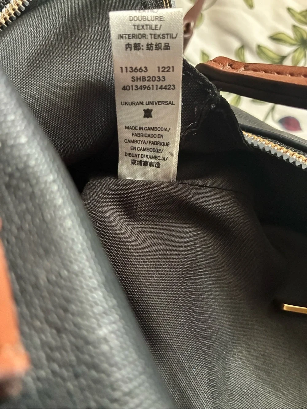 Fossil Women’s Black and Brown Leather Crossbody Bag